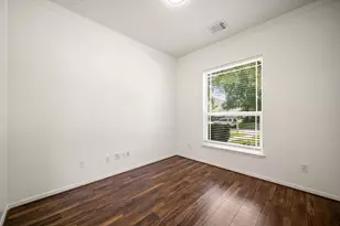9319 Hudson Bend Cir, Houston, TX 77095 - Photo 18