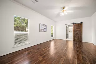 9319 Hudson Bend Cir, Houston, TX 77095 - Photo 16