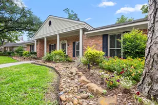 6115 Bermuda Dunes Dr, Houston, TX 77069 - Photo 4