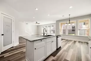 5401 Zephyr Ln, Willis, TX 77318 - Photo 12