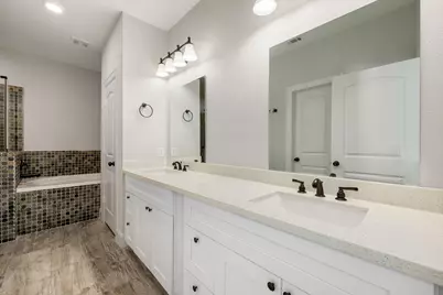 5401 Zephyr Lane, Willis, TX 77318 - Photo 14