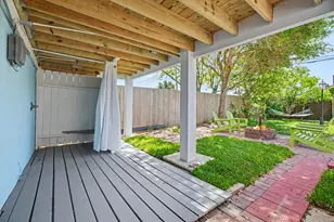 4213 Ave T 1/2, Galveston, TX 77550 - Photo 38