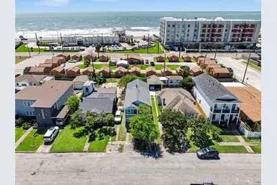 4213 Avenue T 1/2, Galveston, TX 77550 - Photo 44