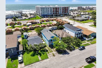 4213 Avenue T 1/2, Galveston, TX 77550 - Photo 46