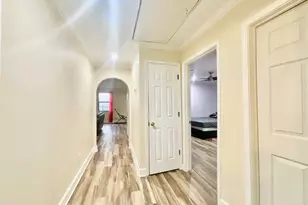 9213 Madera Rd, Houston, TX 77078 - Photo 10