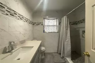 9213 Madera Rd, Houston, TX 77078 - Photo 12