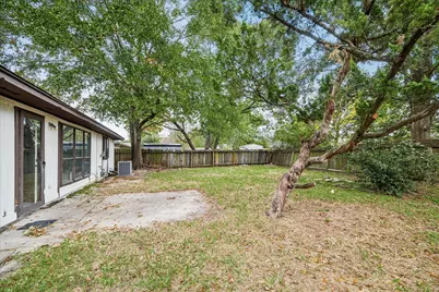 7306 Lonesome Woods Trail, Humble, TX 77346 - Photo 14