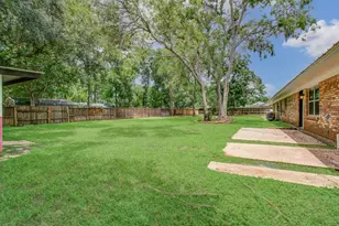 6930 Oak Bend Dr, Alvin, TX 77511 - Photo 32