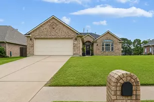3536 Bayou Forest Dr, La Porte, TX 77571 - Photo 2