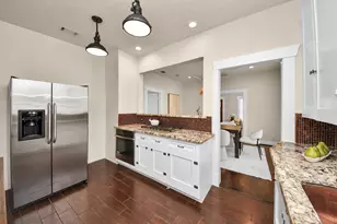 225 Lenox St, Houston, TX 77011 - Photo 14