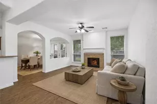 8919 Summer Ash Ln, Sugar Land, TX 77479 - Photo 8