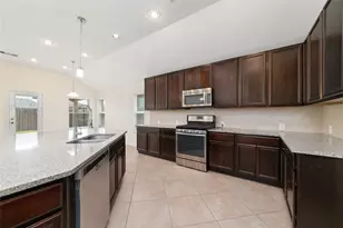 2906 Katy Town Ln, Katy, TX 77493 - Photo 14
