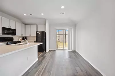 7907 Hollow Root Lane, Houston, TX 77016 - Photo 10