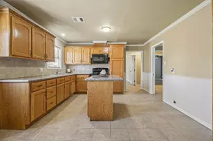 3209 Chestershire Dr, Pasadena, TX 77503 - Photo 10