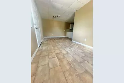 1010 Nelson, Yoakum, TX 77995 - Photo 10
