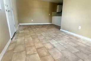 1010 Nelson, Yoakum, TX 77995 - Photo 10