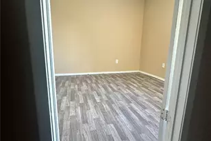 1010 Nelson, Yoakum, TX 77995 - Photo 12
