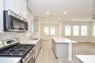 17139 Walden Lk Ln, Hockley, TX 77447 - Photo 6