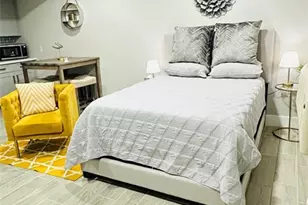 8005 Bowen St, Houston, TX 77051 - Photo 20