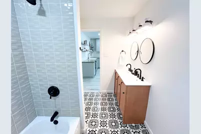 2516 Avenue M, Galveston, TX 77550 - Photo 10