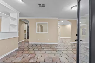 114 Grand Avenue, Bacliff, TX 77518 - Photo 6