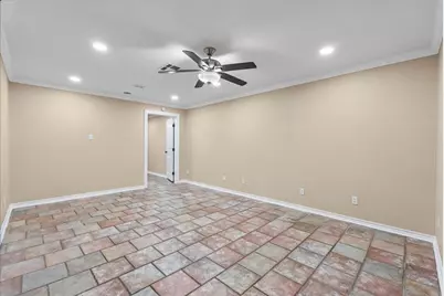 114 Grand Avenue, Bacliff, TX 77518 - Photo 18