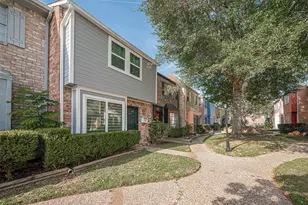 8478 Ariel St, Houston, TX 77074 - Photo 2