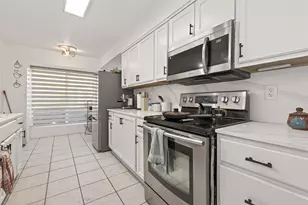 8478 Ariel St, Houston, TX 77074 - Photo 16