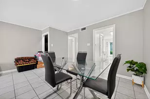 8478 Ariel St, Houston, TX 77074 - Photo 16