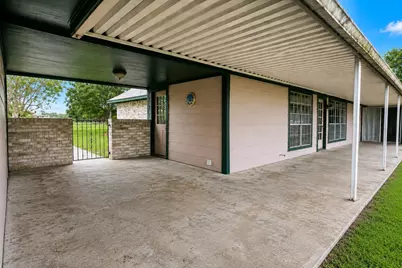 8696 Moravian Drive, Sealy, TX 77474 - Photo 6