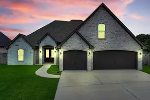 6165 Carrie Ln, Beaumont, TX 77713 - Photo 2