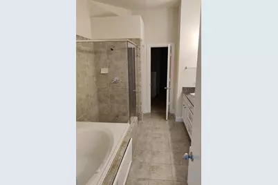 2710 Hullsmith Drive #1502, Houston, TX 77063 - Photo 12
