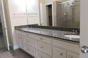 2710 Hullsmith Dr, Houston, TX 77063 - Photo 10