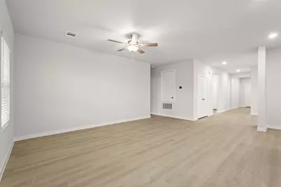 504 Shoreview Drive, Conroe, TX 77303 - Photo 10