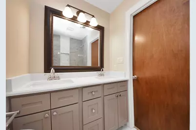 5326 Heatherbrook Drive, Houston, TX 77045 - Photo 32