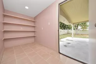 5326 Heatherbrook Dr, Houston, TX 77045 - Photo 42