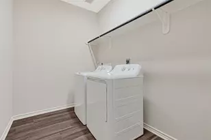 7622 Touchstone St, Houston, TX 77028 - Photo 14
