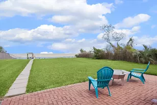 2015 Crescent Dr, La Porte, TX 77571 - Photo 22
