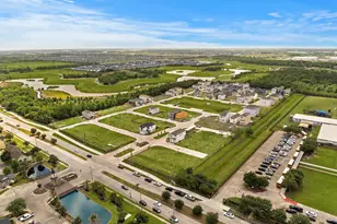 11405 Galway Grv Dr, Houston, TX 77047 - Photo 4