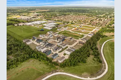 11405 Galway Grove Drive, Houston, TX 77047 - Photo 8