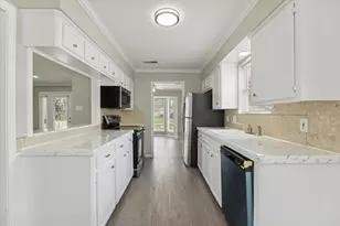 23834 English Oak Dr, Spring, TX 77373 - Photo 2