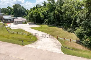 20920 Crosby Freeway Freeway, Crosby, TX 77532 - Photo 14