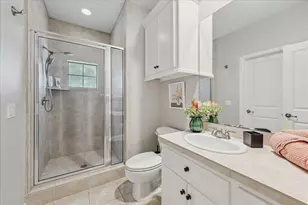 544 Bomar St, Houston, TX 77006 - Photo 40