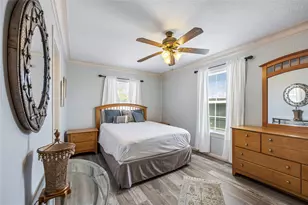 1310 Reid St, Houston, TX 77022 - Photo 8