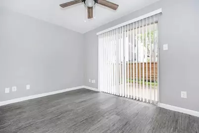 4400 Memorial Drive #17-2114, Houston, TX 77007 - Photo 4