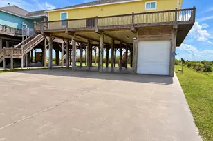 1508 Galveston Ave, Port Bolivar, TX 77650 - Photo 2
