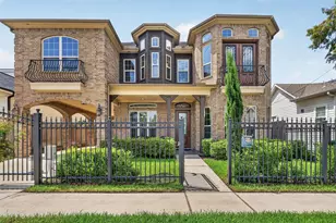 1317 Shearn St, Houston, TX 77007 - Photo 2