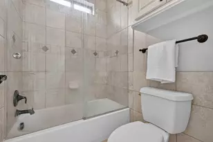 1317 Shearn St, Houston, TX 77007 - Photo 38