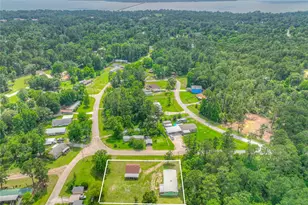 203 S Cyn Dr, Onalaska, TX 77360 - Photo 4
