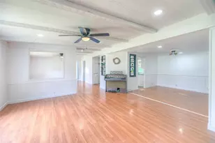 203 S Cyn Dr, Onalaska, TX 77360 - Photo 6